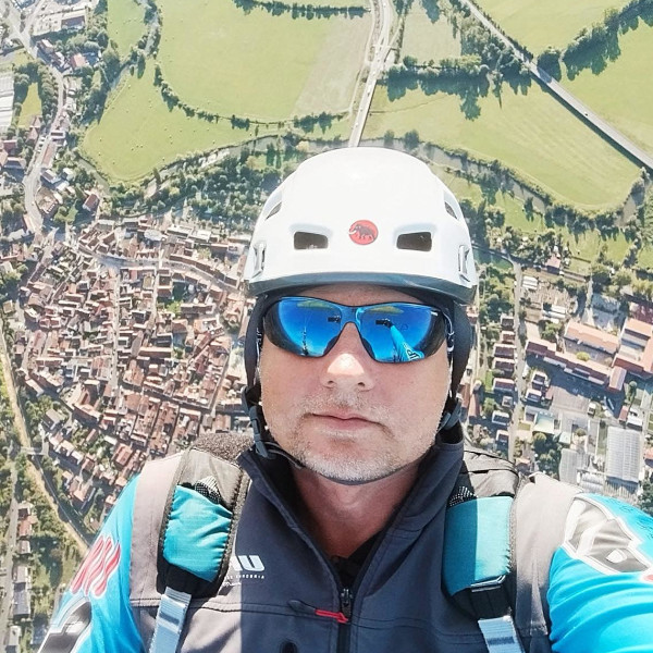 <br />
<b>Warning</b>: Undefined property: stdClass::$image_introtext_alt in <b>/var/www/html/templates/up-paragliders/html/com_content/category/teampilots_item.php</b> on line <b>41</b><br />